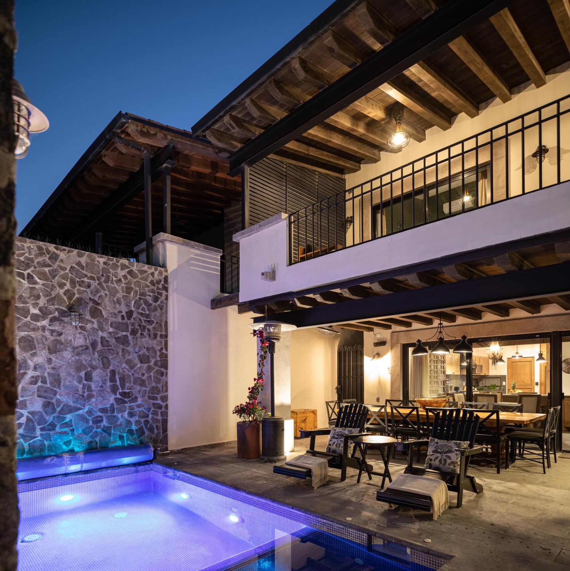 산미겔데아옌데 Private Jacuzzi & Pool, Elegant La Escondida 5Br 빌라 외부 사진